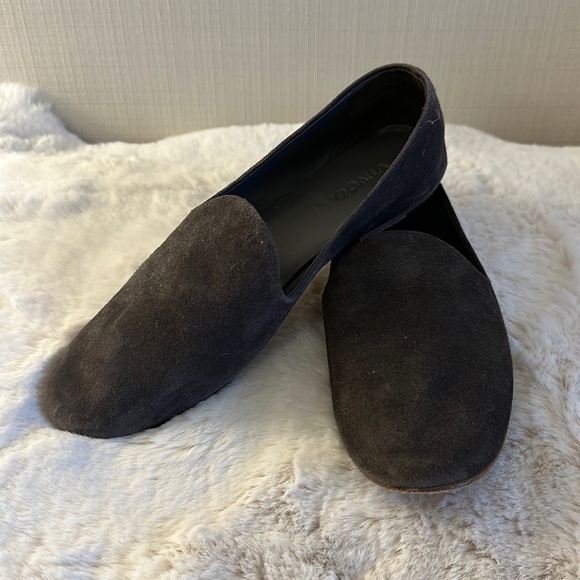 Vince Shoes - Vince grey suede loafer